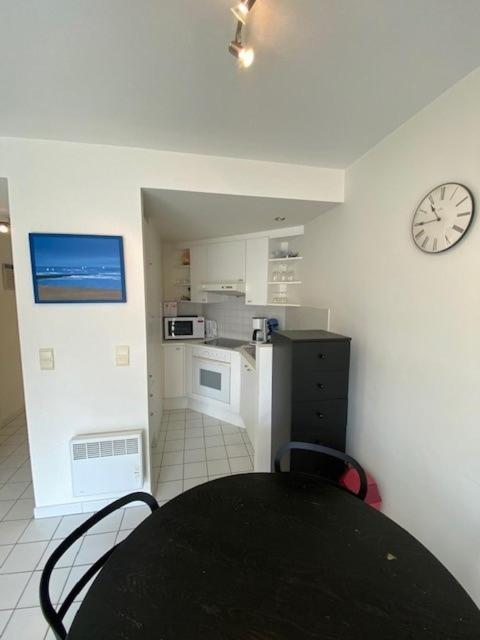 Cape Cod 402 Apartment นิวว์ปอร์ท ภายนอก รูปภาพ